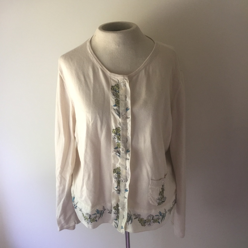 J. Jill  beige floral print long sleeve sweater